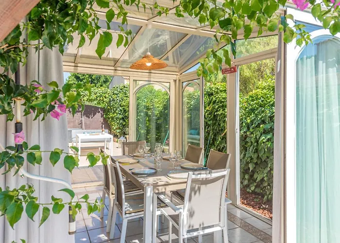 Maison Cosy Avec Petite Piscine