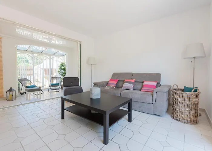 Maison Cosy Avec Petite Piscine